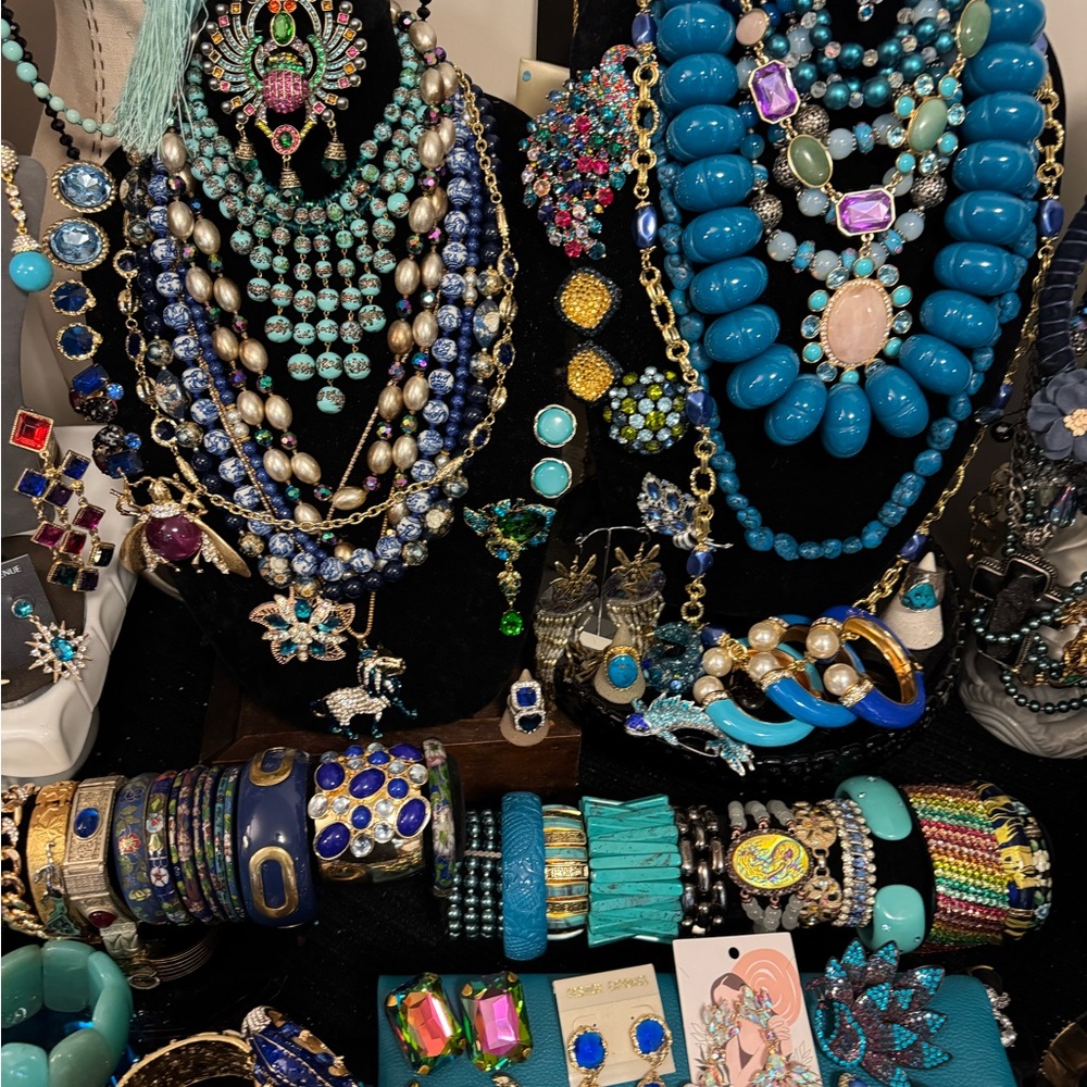 jewelry item live sale 1/31/2025 6:00pm Pacific - Picture 10 of 16